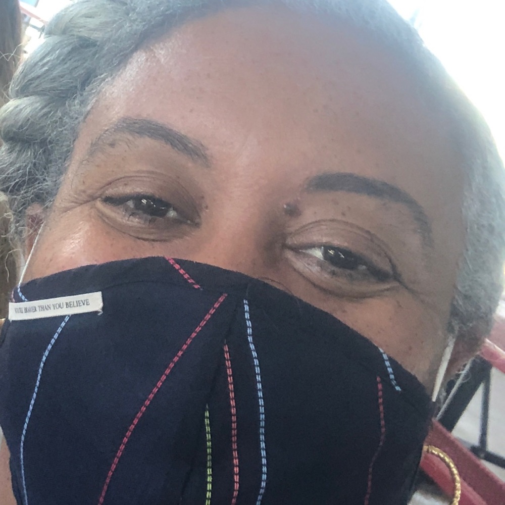 Meet your Posher, Rolanda